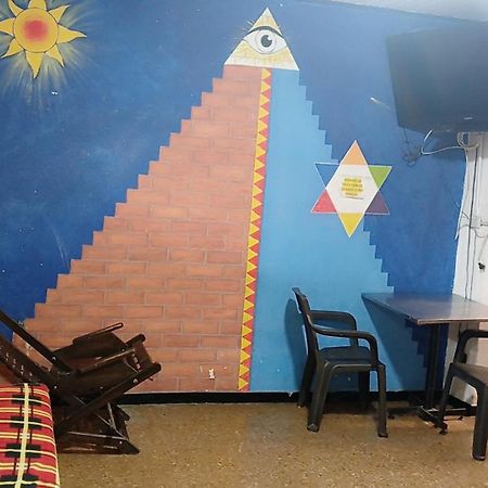 Casa Amarilla Hostel - Cali Εξωτερικό φωτογραφία